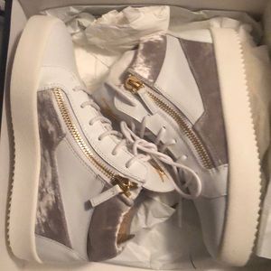 Giuseppe shoes brand new never worn